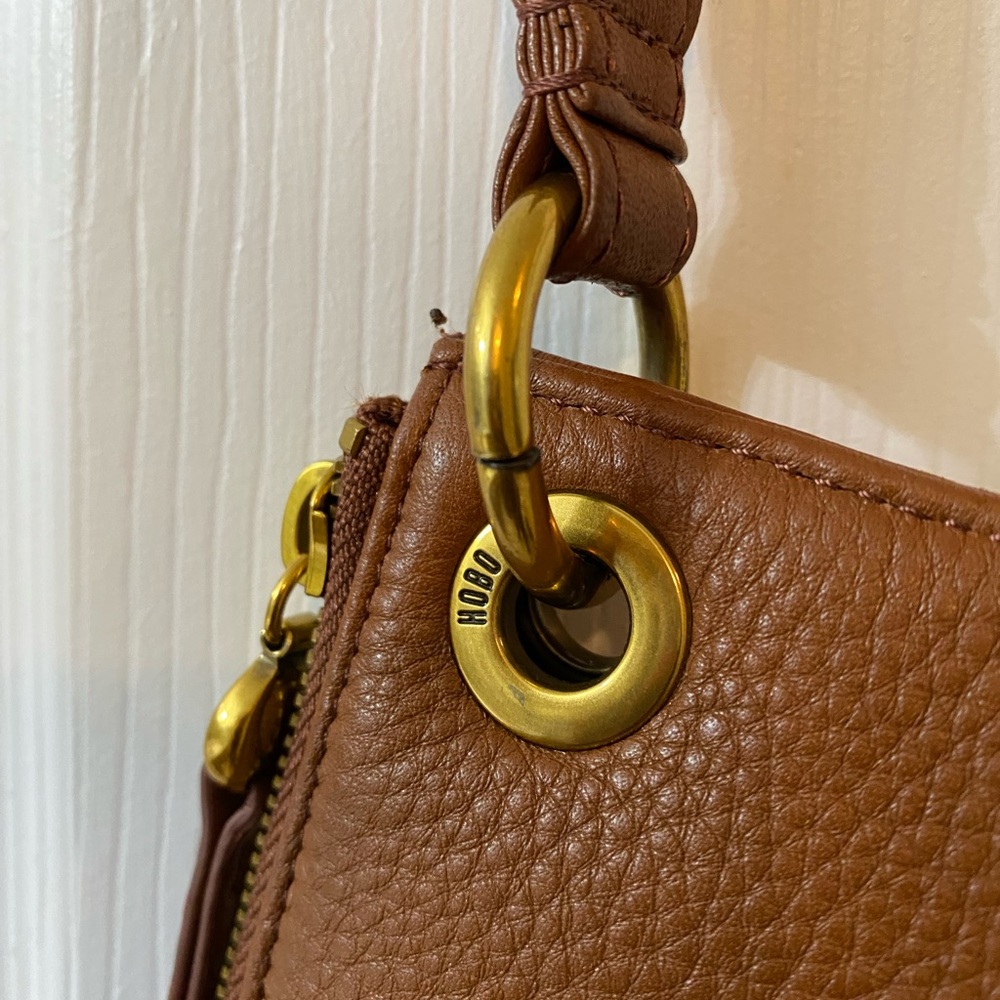 Sold SOLD Don’t buy - Picture 4 of 6